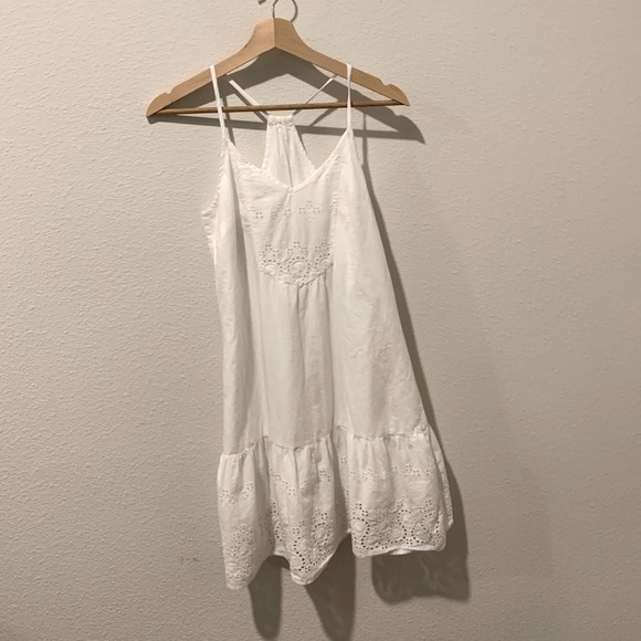 Old Navy Dresses & Skirts - 2/$20 White Old Navy Summer Dress Lace details